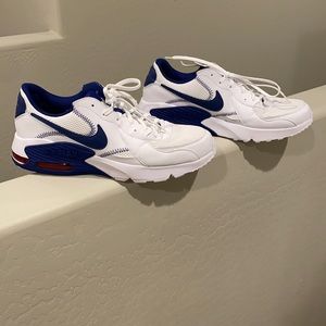 White Blue Red Nike AirMax size12